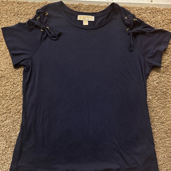 Michael By MK Woman Lg Navy Blue T-Shirt Laced up short sleeves Great condition - Picture 9 of 11